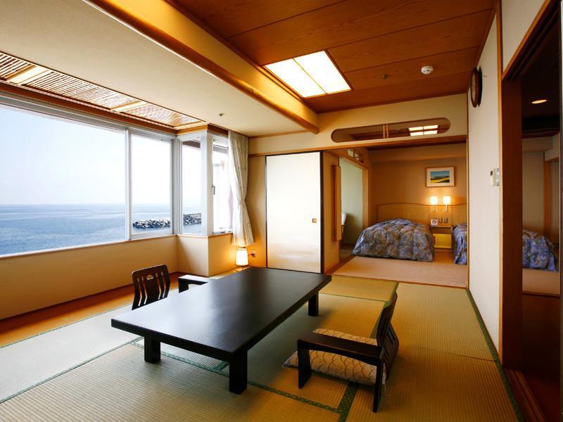 Hotel New Sagamiya Атамі Екстер'єр фото